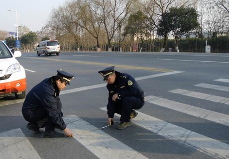 安全畅通 《青海省公路路政条例》10月1日起施行