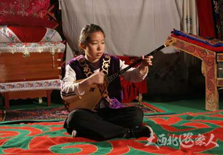 新疆哈萨克族冬布拉艺术-游唱诗人