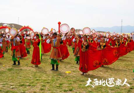 新疆维吾尔族回族等少数民族见面礼